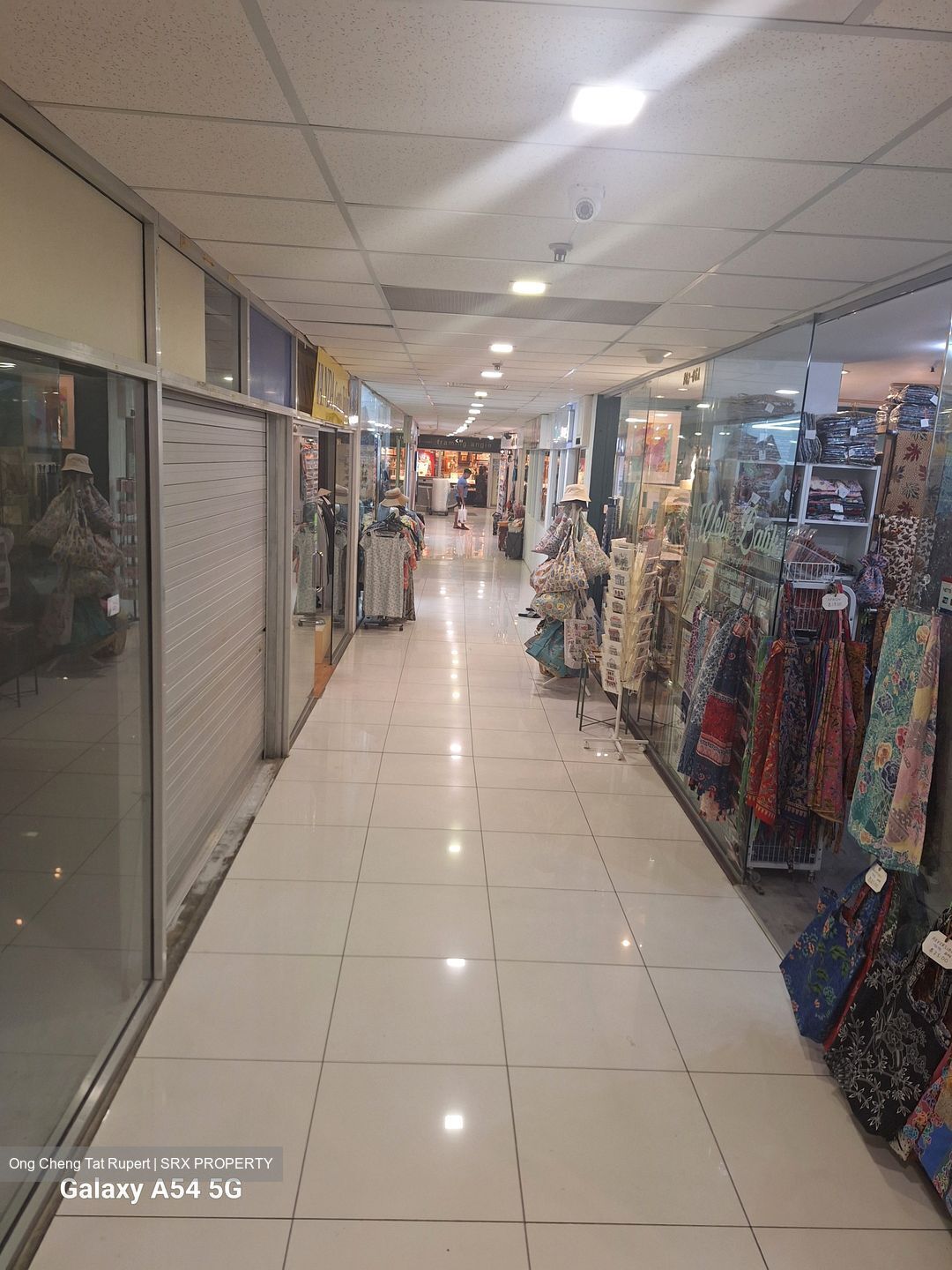 Holland Road Shopping Centre (D10), Retail #424160211